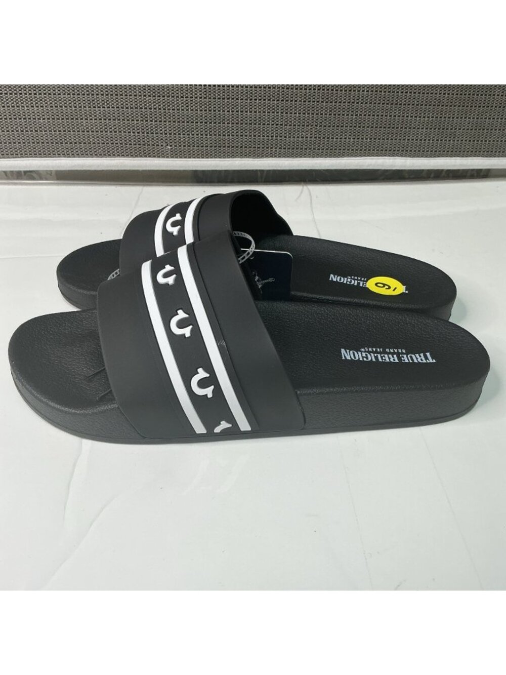 True Religion Men's Size 9 Style TR-Snoop -S Black & White Logo Slide Sandals